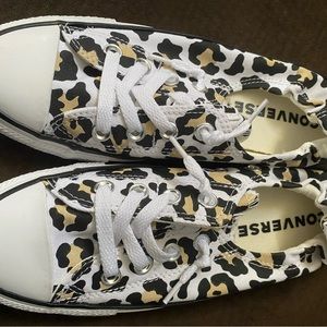 Women Size 7 Converse sneakers in Leopard. BRAND NEW with box